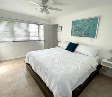 Sailboat Bend Apartamento | Downtown FTL apartments on the River