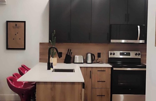 Downtown Halifax Apartamento | Downtown Gem, Perfect for Families & Groups, AC