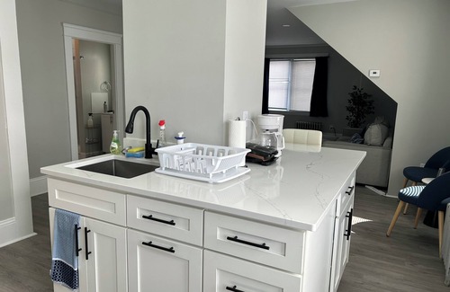 Mount Pleasant Apartamento | Downtown Gem: Providence Loft; Mini get Away!