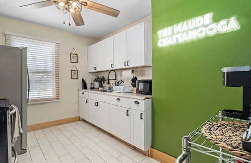 Chattanooga Casa | Downtown Getaway | Walk to UTC, Zoo & Erlanger