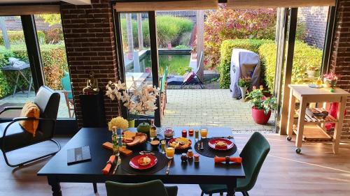 Eindhoven Cama Y Desayuno | Downtown Hideaway, B&B Grand Deluxe