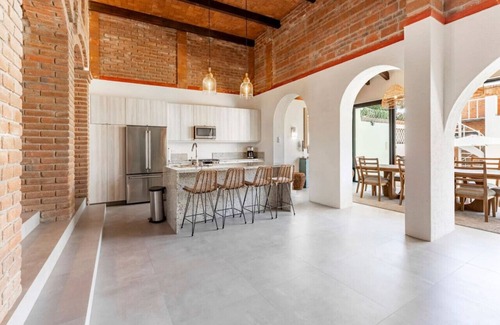 Downtown San Jose del Cabo Casa | Downtown Historic Home! - Starlink Wifi - Pool