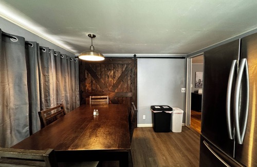 Redmond Casa | Downtown Hub - Dog Friendly