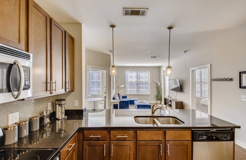 The Gulch Condominio | Downtown in the Gulch - Spacious 2bed/2bath - Walk to Broadway!