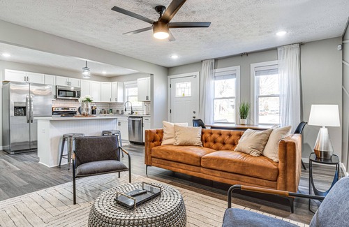 Fountain Square Cabaña | Downtown Indianapolis Home ~ 3 Mi to Canal Walk!