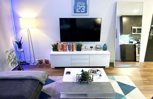 Vernon Apartamento | Downtown LA - Free Parking- Legends Loft!