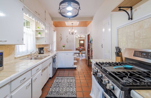 Lakeland Casa | Downtown Lakeland - Be our Guest at Casa Serenada! - Pet friendly