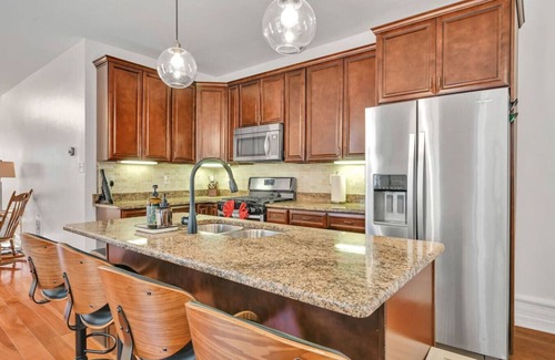 Lancaster Casa | Downtown Lancaster Retreat - Amish County