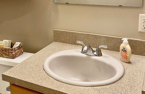 Lenoir Apartamento | Downtown Lenoir, NC