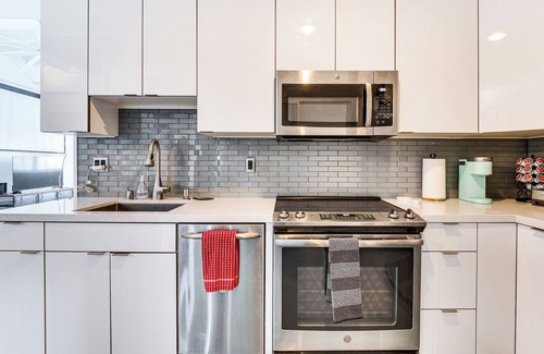 Historic Core Condominio | Downtown Los Angeles Condo w/ Rooftop Pool Access