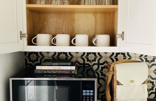 Los Olivos Casa | Downtown Los Olivos 3 Minute Walk to Wine Tasting Rooms! Fantastic Spacious Home