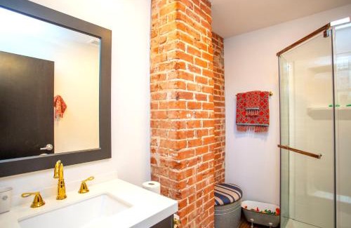 Shreveport Apartamento | Downtown Luxury by Suite Nation