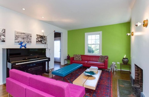 North Downtown Casa | Downtown Mall Architecturally Designed House
