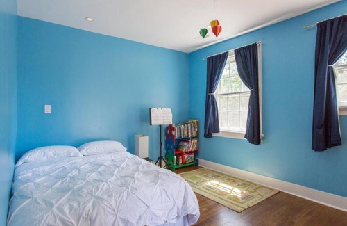 North Downtown Casa | Downtown Mall Architecturally Designed House
