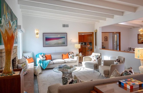 Warm Sands Casa | Downtown Mid Mod Warm Sands Centrally Located