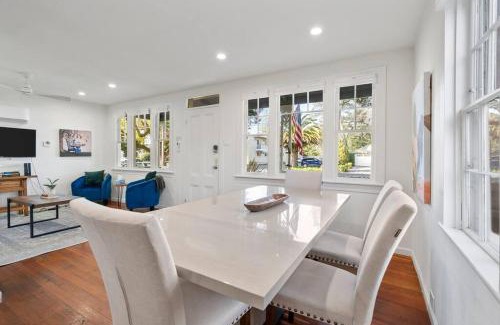 Napa Casa | Downtown Napa HOT TUB Retreat - 3 Bed l 2 bath