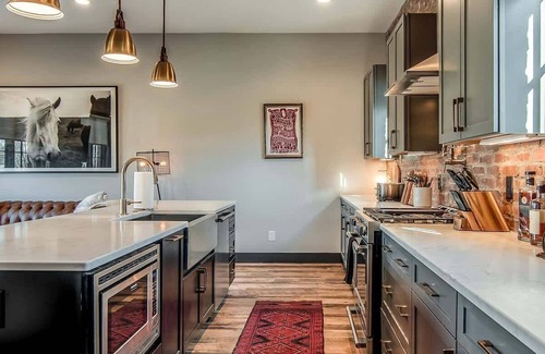 South Nashville Casa | Downtown Nashville Finest 2 Homes - Walk to Bars!