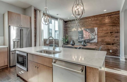 Edgehill Apartamento | Gulch Getaway! Summar
