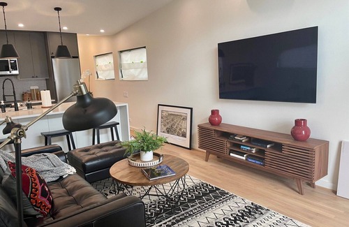 Washington Ave./ Memorial Park Casa | Downtown Newbuild. Quiet Neighborhood Close To Everything!