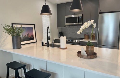 Washington Ave./ Memorial Park Casa | Downtown Newbuild. Quiet Neighborhood Close To Everything!