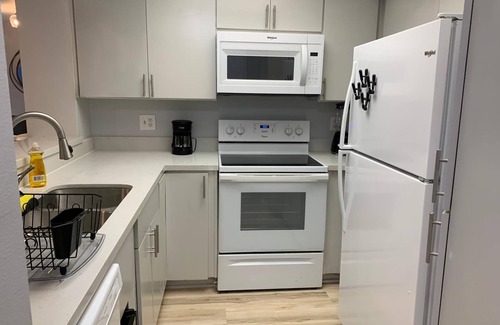 Downtown San Diego Apartamento | Furnished Condo next to Sea Port Village
