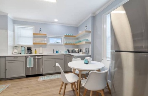 Old Saybrook Center Casa | Downtown Old Saybrook Oasis