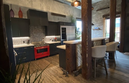 Downtown Oklahoma City Casa | Downtown Patio Views