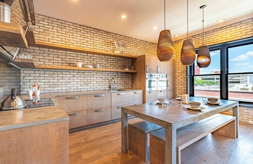 Downtown Asheville Condominio | Downtown Penthouse✨ City Views + Pet-Friendly + Inc. Biltmore Pass