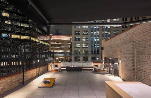 Downtown Chicago Condominio | Downtown Penthouse Huge Patio with Great View