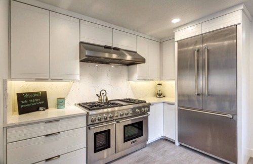 Central City Casa | Downtown ✦ Perfect Location ✦ Hot Tub & Sauna ✦ Garage ✦ Private Yard ✦ Pinball