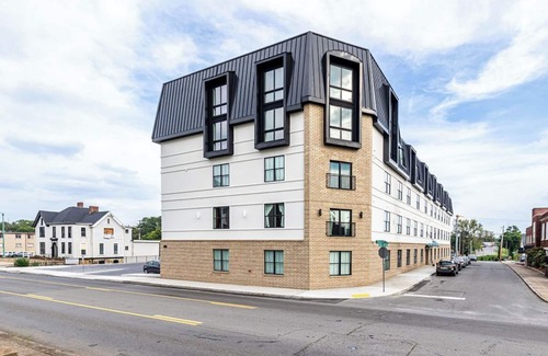 Clarksville Apartamento | Downtown pet friendly apartment