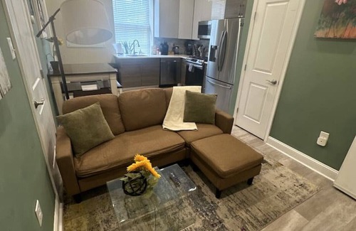 Old City Apartamento | Downtown Philly 1BR with Stunning Views