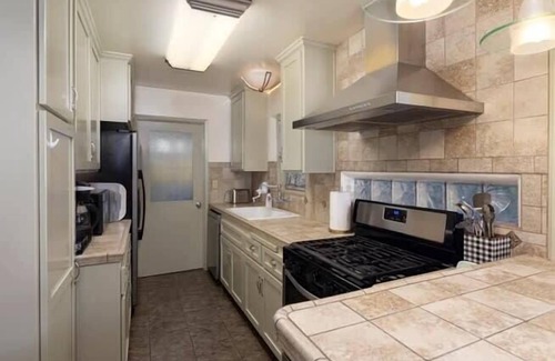Downtown Casa | Downtown Pismo, 3 bed 2 bath, 1 Block to Beach!