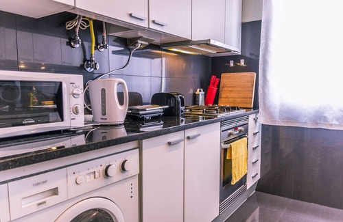 Praia da Vitoria Apartamento | El hotel está situado en el centro de la ciudad.