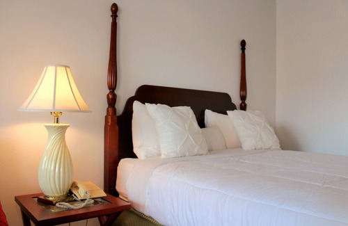 Saskatoon Casa | Downtown Premium Double Room
