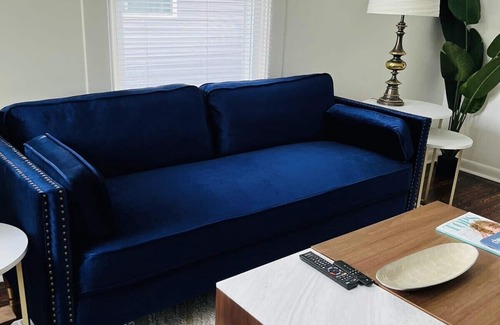 Lexington Casa | DOWNTOWN, Rupp Arena just 5 min away. 2 bedr/1 Bath cozy home.