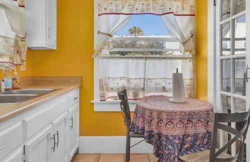 Golden Hill Apartamento | Downtown San Diego Citywide Views 2-bedroom 2 bath apartment with AC, Wi-Fi