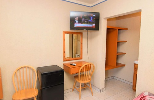Primera Seccion Apartamento | Downtown San Felipe Studio 2 FREE WIFI AND CABLE TV