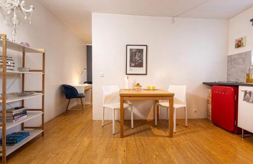 Vesturbær Apartamento | Downtown Sanctuary with Private Entrance