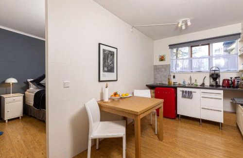 Vesturbær Apartamento | Downtown Sanctuary with Private Entrance
