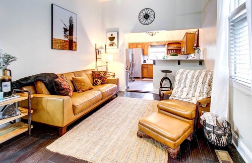 Dixon Park Casa | Downtown Savannah Home - 2 Mi to River St!