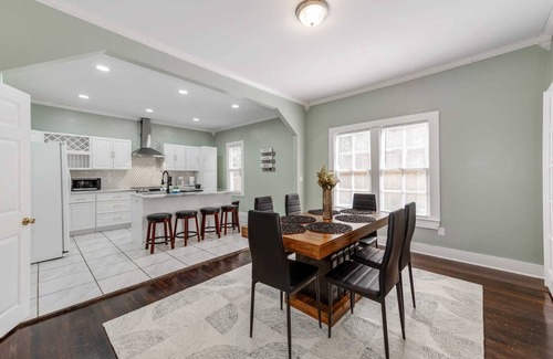 Winston - Salem Casa | Downtown & Seventh
