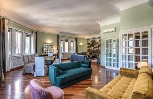 Rione II Trevi Apartamento | DOWNTOWN SRL - Imperial Panorama Penthouse