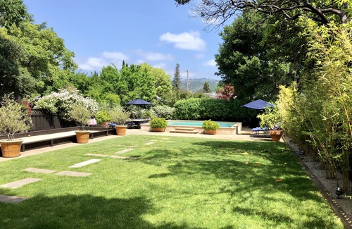 St. Helena Casa | Downtown St. Retiro de Helena con piscina, bochas y privacidad. Permiso # PL19012
