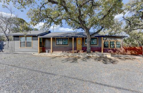 Wimberley Hotel | Downtown Studio 2 at Beer Ranch Project Inn