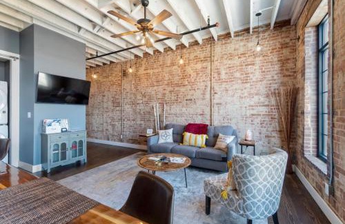 Perryville Apartamento | Downtown Urban Loft above Restaurants #2