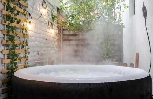 Bucharest City-Centre Apartamento | Downtown Urban Spot Jacuzzi&Cinema Universitate