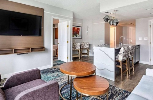 Las Vegas Strip Complejo | Downtown Vegas, Full Kitchen, Luxurious Resort-1 Bedroom at Flamingo by Hilton