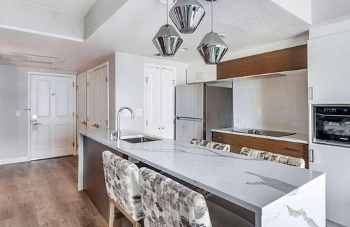 Las Vegas Strip Complejo | Downtown Vegas, Full Kitchen, Luxurious Resort-1 Bedroom at Flamingo by Hilton