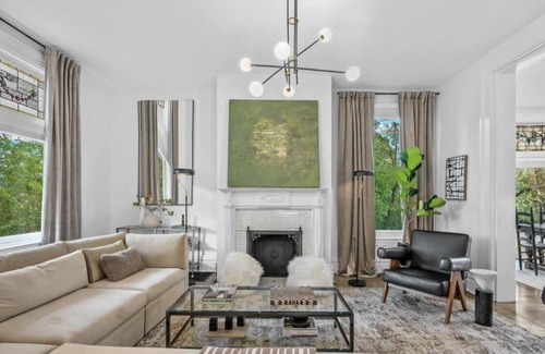 Crafton Casa | Victorian Home Near DT